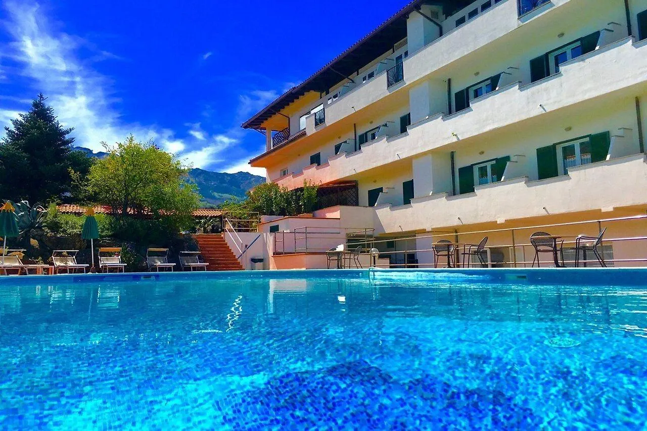Tamerici Resort 4*, مارتْشانا مارينا إيطاليا