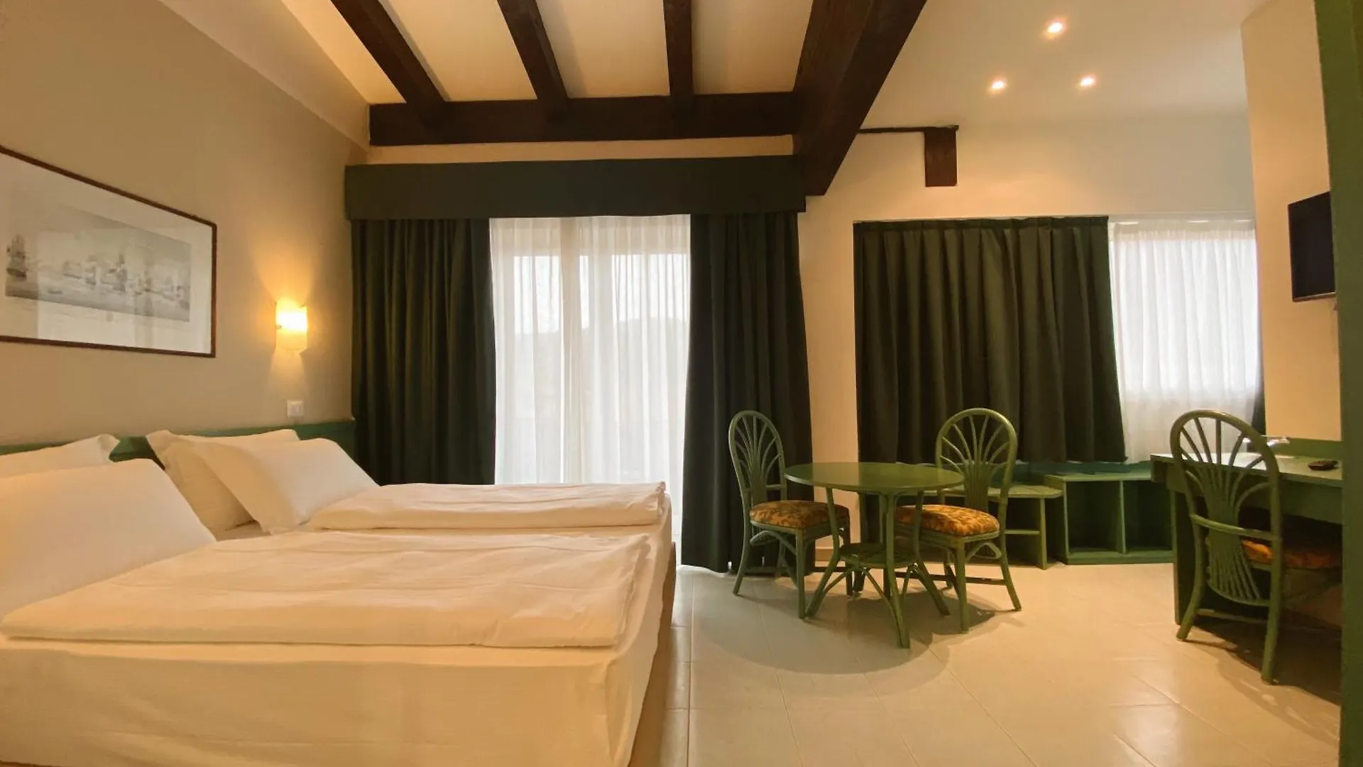 Tamerici Resort 4*, مارتْشانا مارينا إيطاليا